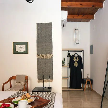 Gateway Hotel Rétino
