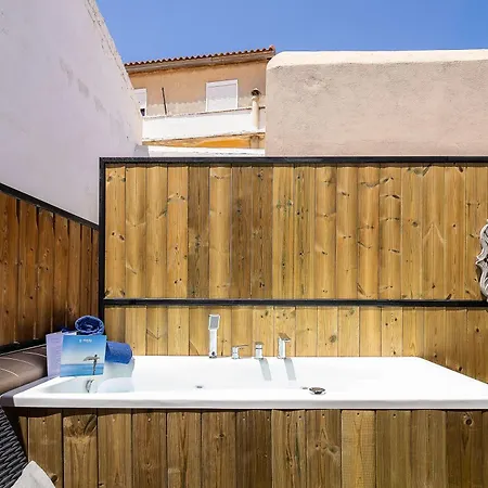 Отель Gateway *